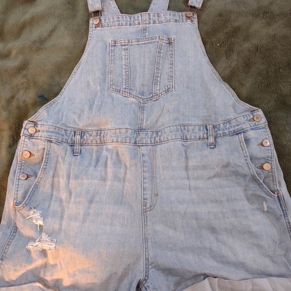 Old Navy short